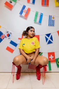 AlanaVelascos COLL2 slika