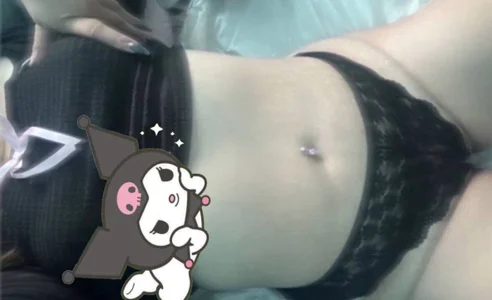 ursxftgf222's XXX Nude Photo 4
