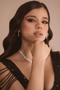 RoxanneHill_ Glamorous Roxanne Immagine 