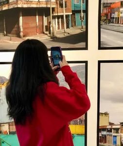 LenaRoses An exhibition with a lot of color / Una exposicion con mucho color 💕 Pic