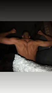 After Gym od Weedek@xh  2 snímek