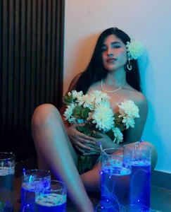 Lia_Mar_ My body is cold as winter, but my desire will heat you Immagine  4