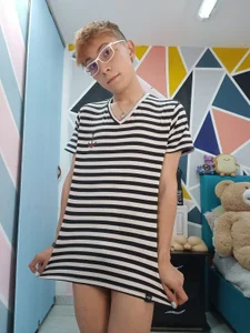 Naughty__Chrissのmeの枚の写真