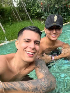 Hugo and Ray od hugosan12  snímek