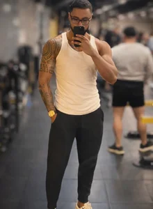 LiamGarcia1のin the gym, so sweatyの枚の写真