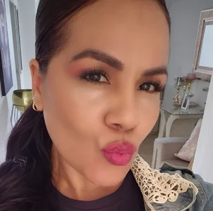 Off cam, just me... de karla-bruni Foto