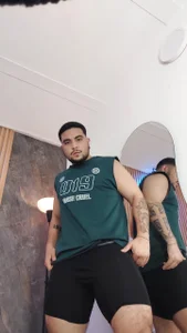 SEXY MAN... 💪🏻🔥 od marcus_harris  5 snímek