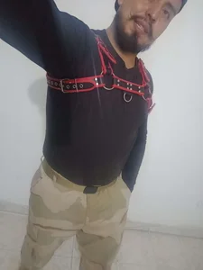 Mixed with clothes and naked de KalethBigDick  7 Imagens