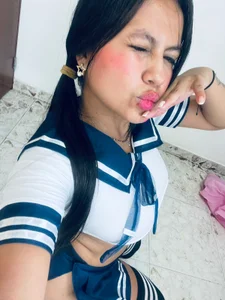 kaia_boobs Public Foto 4