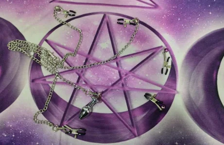 Yourgoddessbab3my toys UwU Bild 2