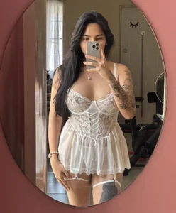 monicaconde Its monica Gambar 4