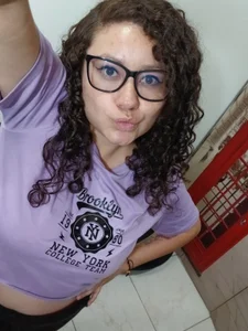 curly_greeneyed I Feel Lonely!!! Pic 3