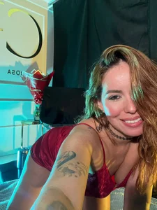 scarlette69 RED NAUGHTY😏🔥 Pic 3