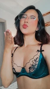 DaraBeckett photos in lingerie Pic 3