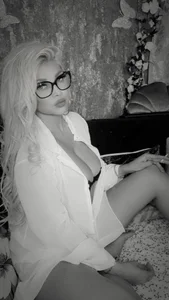 LexY- Just me Poză 7