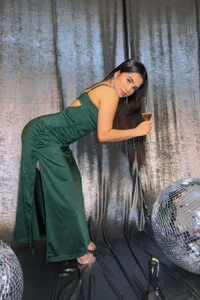 Layla_Breezee kullanıcısının HAPPY NEW YEAR 2026 albümü -  4 fotoğraf