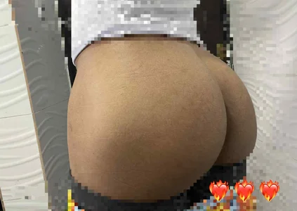 caribbean_passion_ Great ass to eat 🍑   🥵 зображення