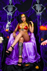 MartinaWestt WONDER WOMAN 🦸‍♀️🥵 Pic 5