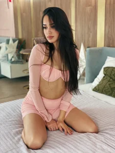 BrendaFlowery Public Gambar 2