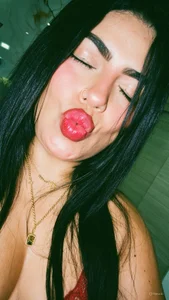 kyana_cream Public Pic 6