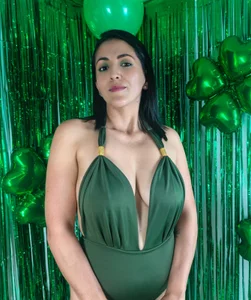 SamanthaWalker_: For You 💚🌿 ( 4 фото)