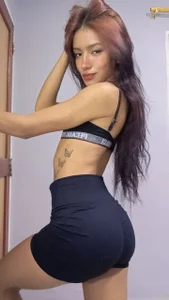 IvorySelene hey you Εικόνα