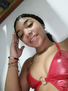 _Sweet_Vicky_ Public Pic 5