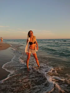 Eva_Melow Public Pic 9