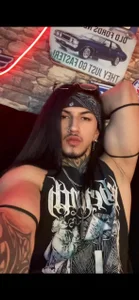 the_beast_master_ the beast 2 Foto