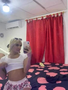 Kaomy_'s XXX Nude Photo 2