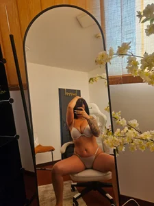 Crystal_Domme Hot Ass Need's to be spanked hard👀 Pic