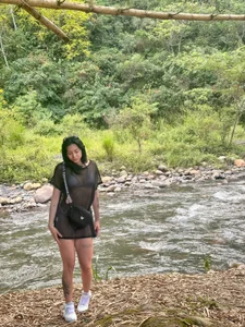 april_dumontのnew hairblackの 4枚の写真