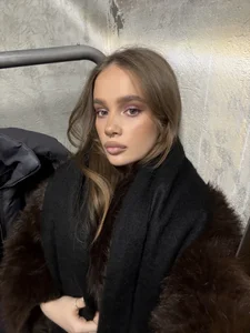 MeriPhelan: Public ( 7 фото)