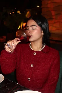 Layla_Breezee MOMENTS OF CELEBRATION Hình 2