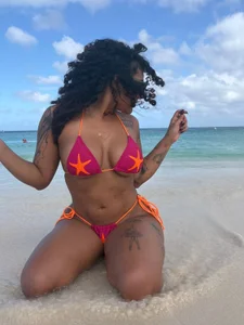 LuckySwagson: Beach, my favorite place. ( 7 фото)