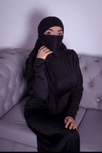 aisha-faraah Public Pic 3