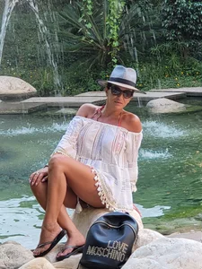 CarrieLoveX chilling time صورة واحدة|CarrieLoveX chilling time صورتان|CarrieLoveX chilling time  2 صور|CarrieLoveX chilling time  2 صورة