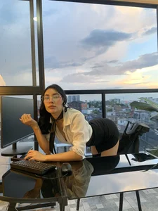 amara_foxx Public Gambar