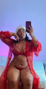 Esmeralda_Duarte 🍓🫦 slika