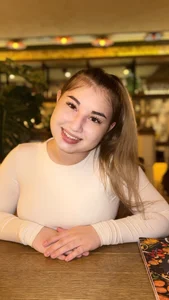 softiekitty I'm in a restaurant🍽️ Εικόνα