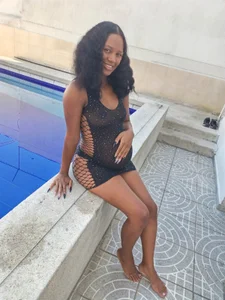 MAILYN_ER Happy Pool Day Pic 5