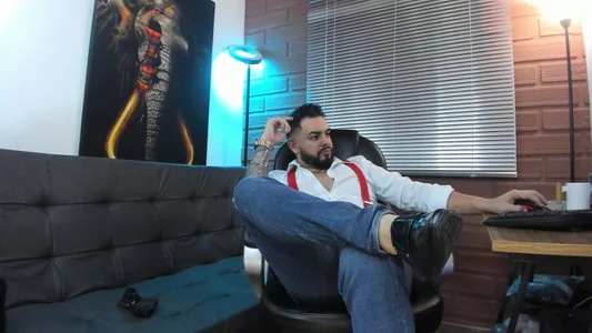 Ethan_Castellanoの👔👔🧦の 7枚の写真