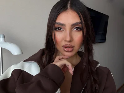 AlvinaMair My face Foto 3