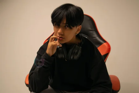 Eriol_ Hey I am Eriol Immagine  3