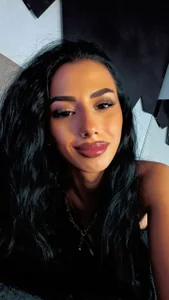 TiaCyrrus Public Bilde 5