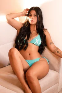 MissVicky_SlaveLiah_BDSM liah Pic