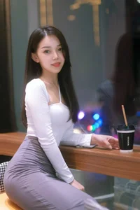 kiki-chloe Public Kuva 3