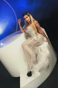 Glowing in the dark de SophiePalmer  5 Imagens