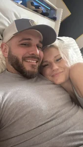 Peachyb Me and hubby💍♥️💋😍 Hình 3