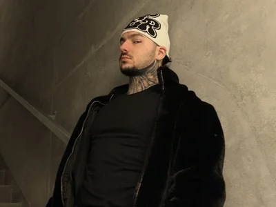 hyper_syren Dark night Bilde